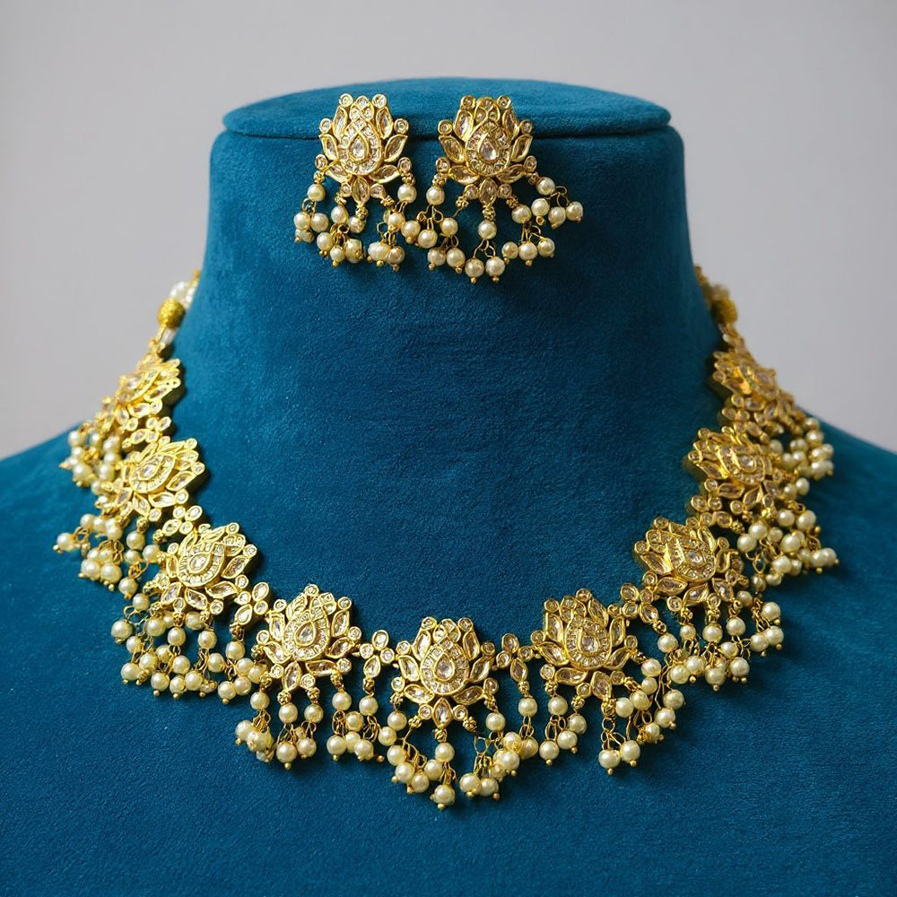 Sona Covering Classic Pota Stone And Pearl Lotus Necklace Set