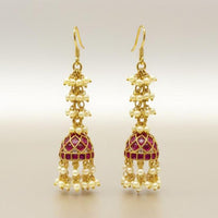 Sona Covering Trendy Pota Stone And Pearl Jhumkis
