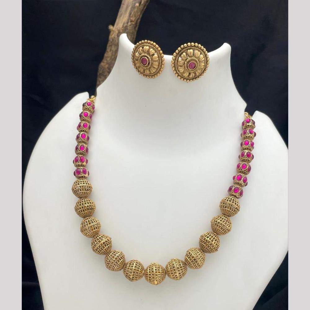 Sona Covering Glamorous Pota Stone And Beads Necklace Set