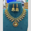 Sona Covering Delicate Pota Stone And Pearl Necklace Set