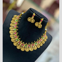 Sona Covering Delicate Pota Stone And Pearl Necklace Set