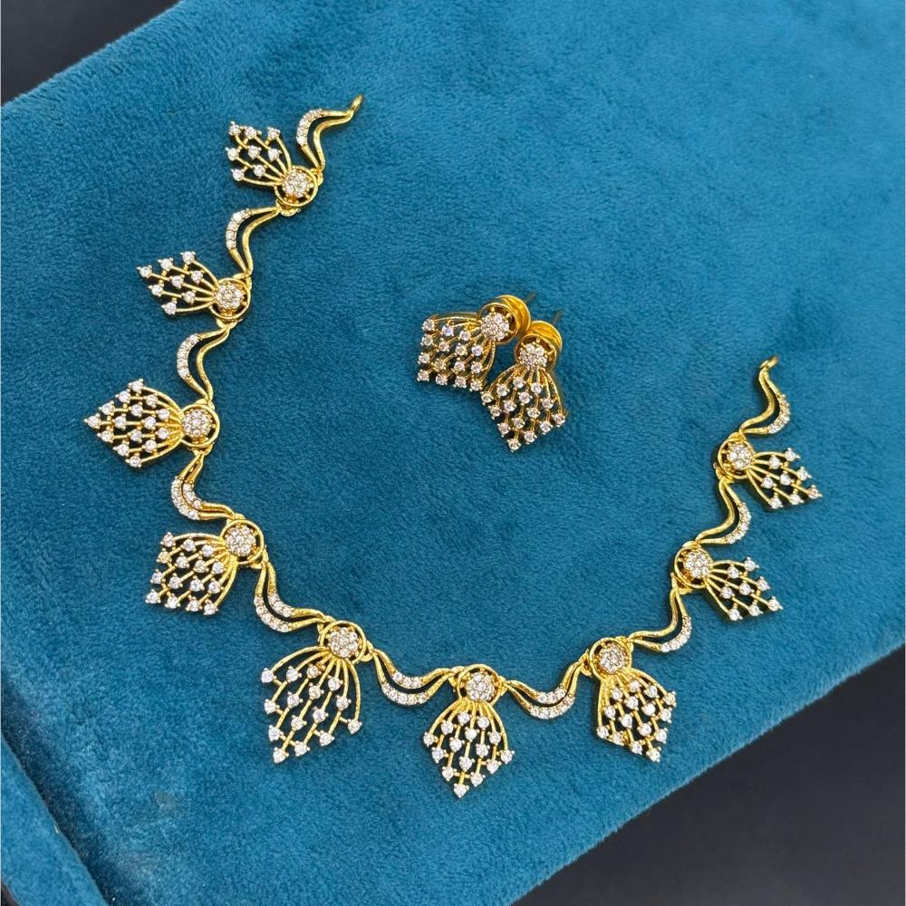 Sona Covering Glamorous Austrian Stone And Pearl Necklace Set