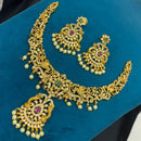 Sona Covering Sparkling Austrian Stone And Pota Stone Pearl Elegant Necklace Set
