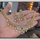 Sona Covering Delicate Austrian Stone And Pearl Necklace Set 