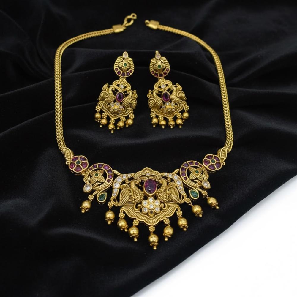 Sona Covering Glamorous Pota Stone And Beads Necklace Set