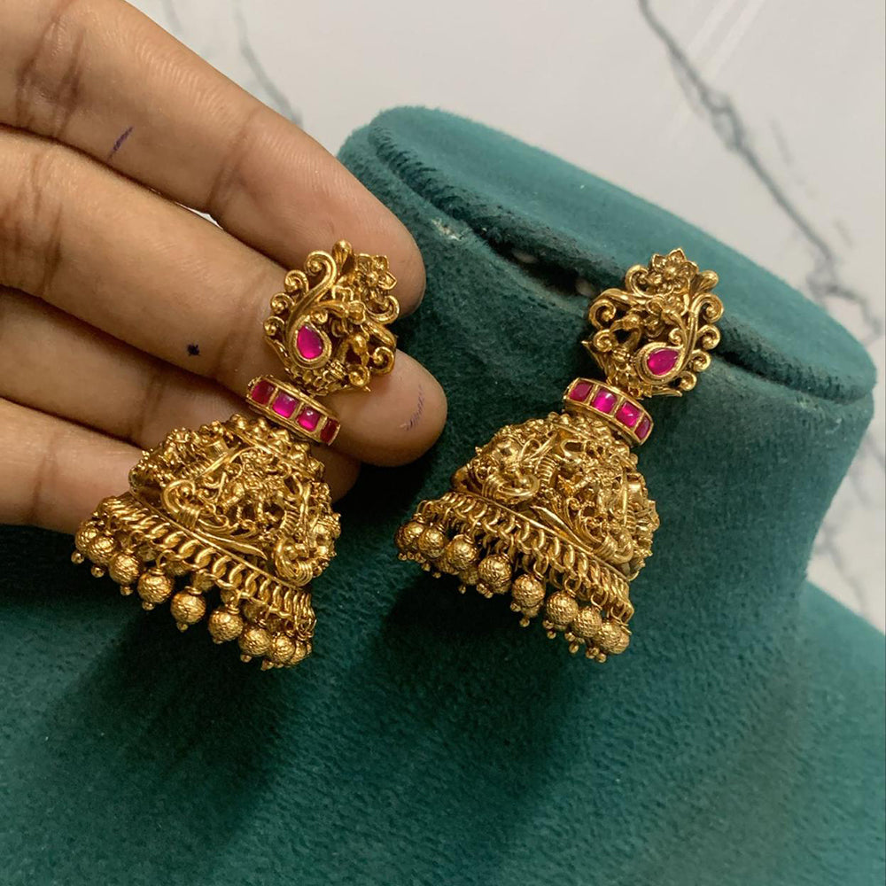 Sona Covering Pota Stone And Pearl Jhumki Earrings