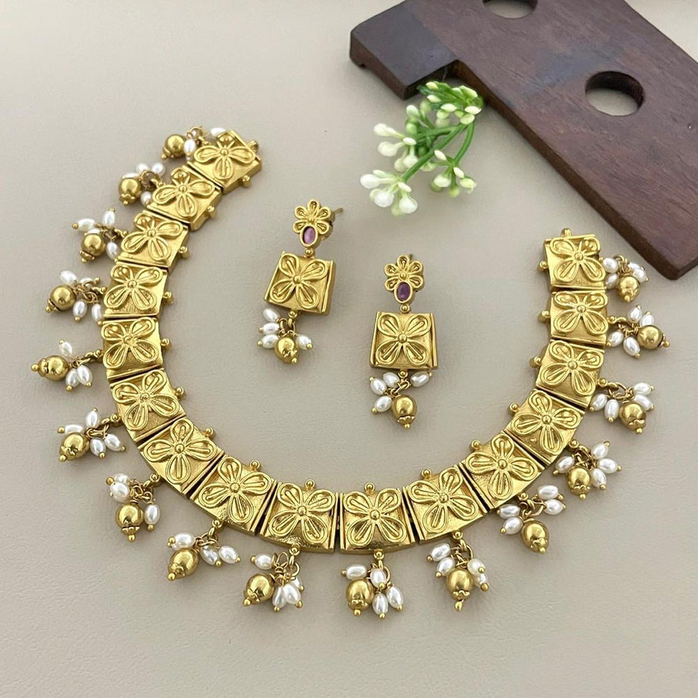 Sona Covering Elegant Pearl Necklace Set