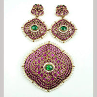 Sona Covering Traditional Pota Stone And Pearl Pendant Set For Women
