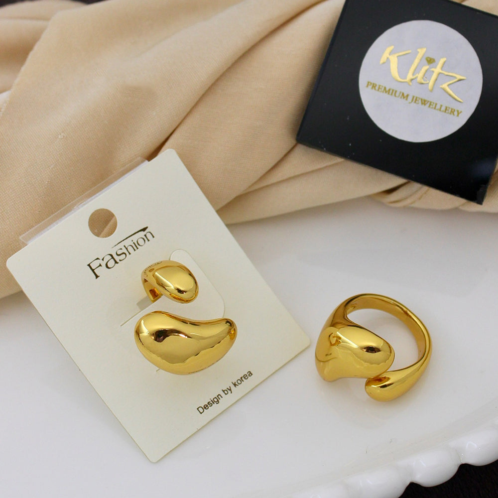 Klitz Minimalist Glossy Gold Statement Ring
