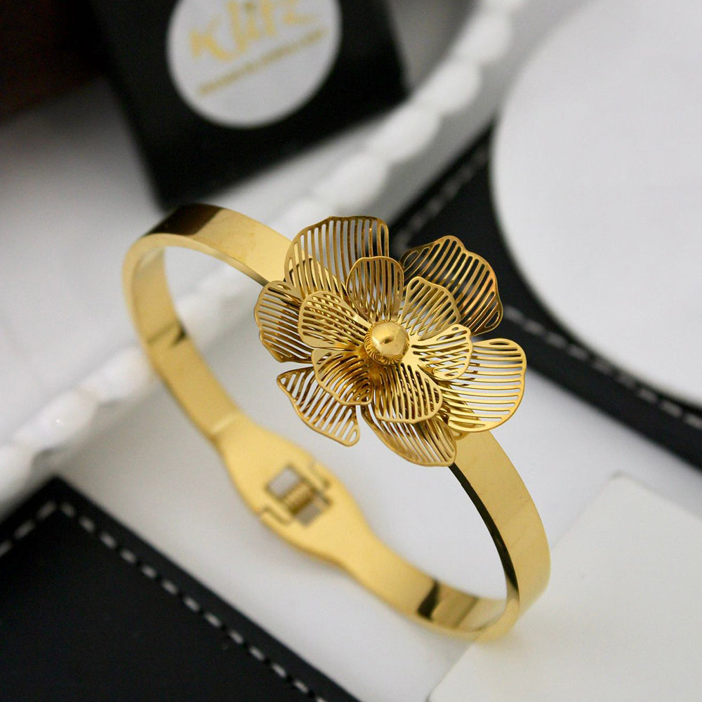 Klitz Sleek Polished Finish Designer Openable Bracelet