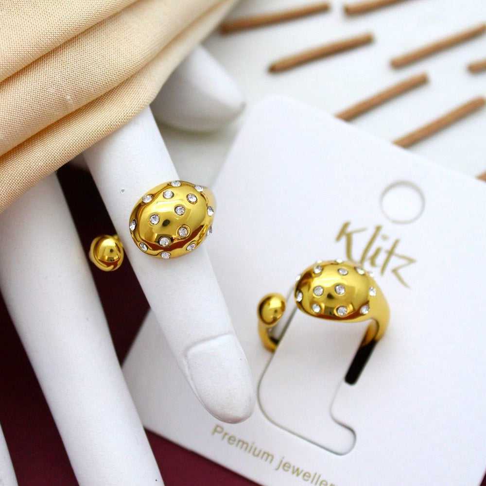 Klitz Sparkling Austrian Stone Cocktail Ring  (Pack of 12)