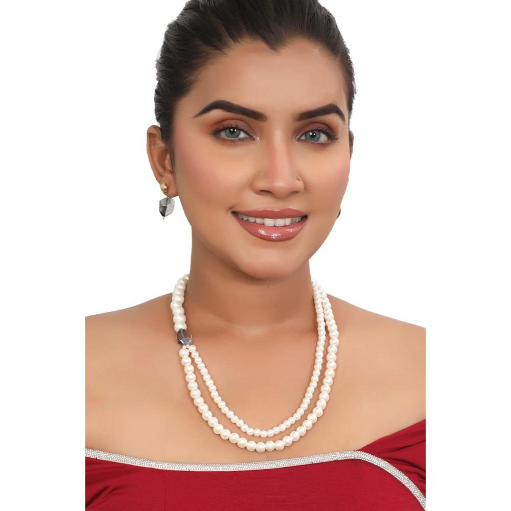Siddhi Collection Pearl Necklace Set