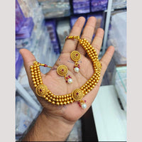 Tanish Art Jewellery Gold Plated Pota Stone Choker Necklace Set