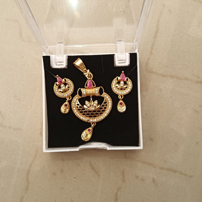 Santosh Chudighar Shimmering Austrian Stone Pendant Set