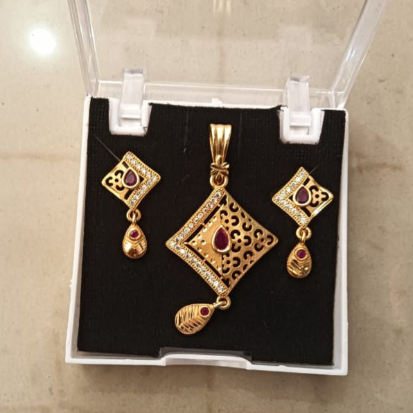 Santosh Chudighar Shimmering Austrian Stone Pendant Set