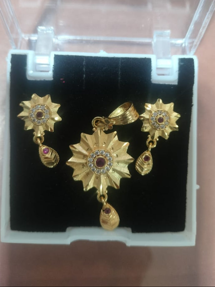 Santosh Chudighar Shimmering Austrian Stone Pendant Set