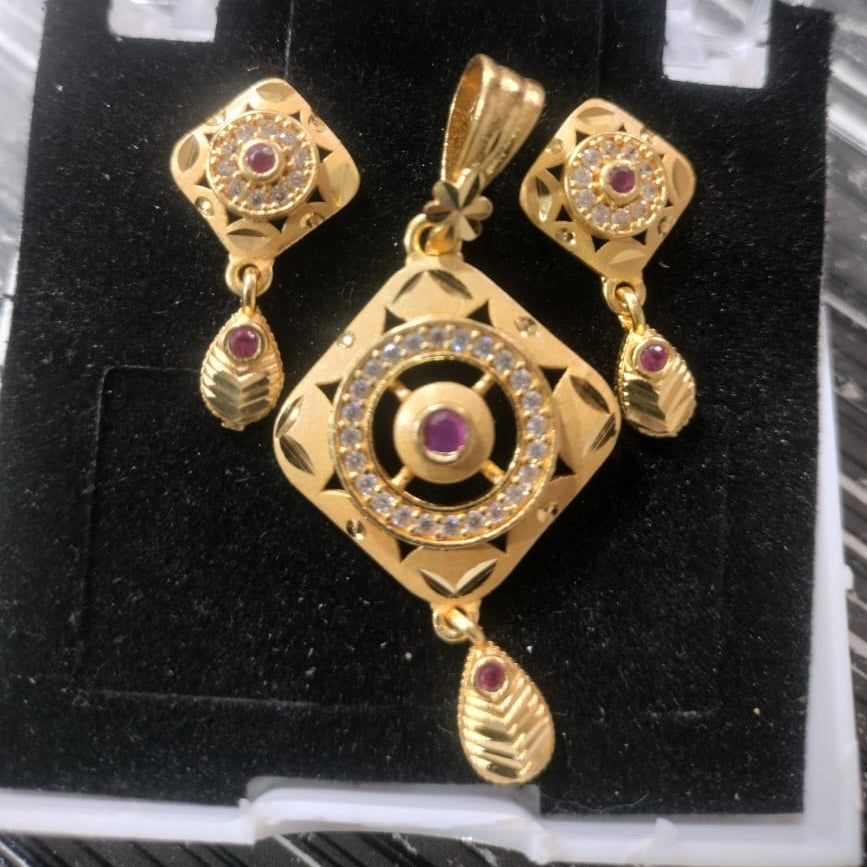 Santosh Chudighar Shimmering Austrian Stone Pendant Set