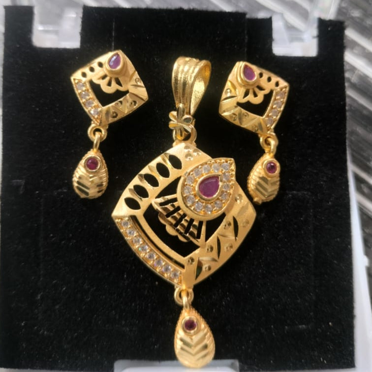 Santosh Chudighar Shimmering Austrian Stone Pendant Set