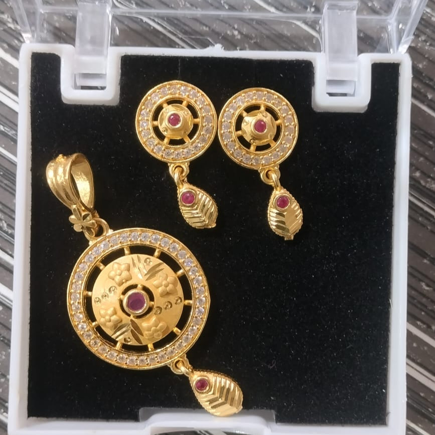 Santosh Chudighar Shimmering Austrian Stone Pendant Set