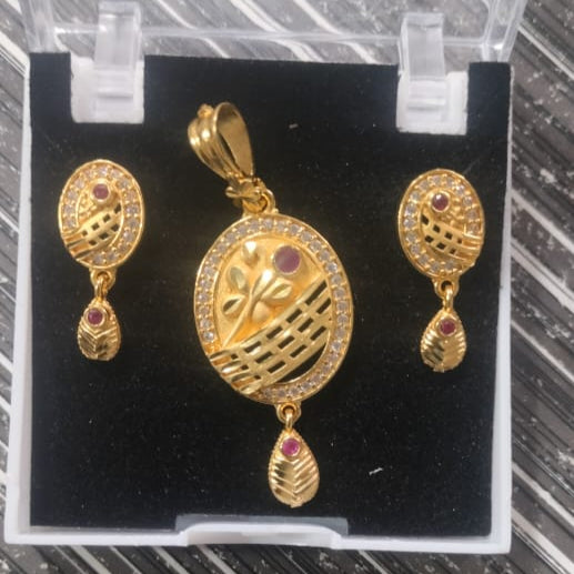 Santosh Chudighar Shimmering Austrian Stone Pendant Set