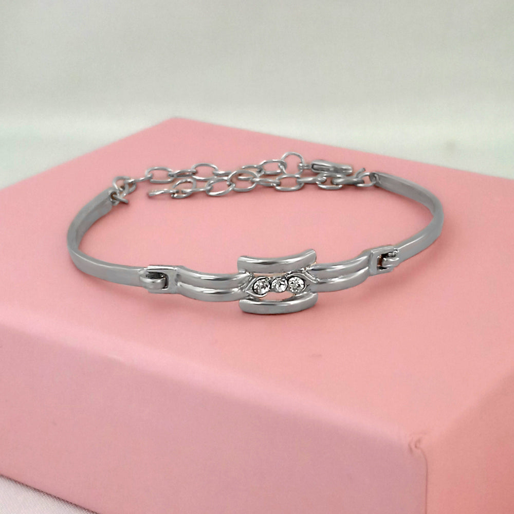 Urthn Silver Plated Austrian Stone Bracelet - 1400554A (Pack Of 6)