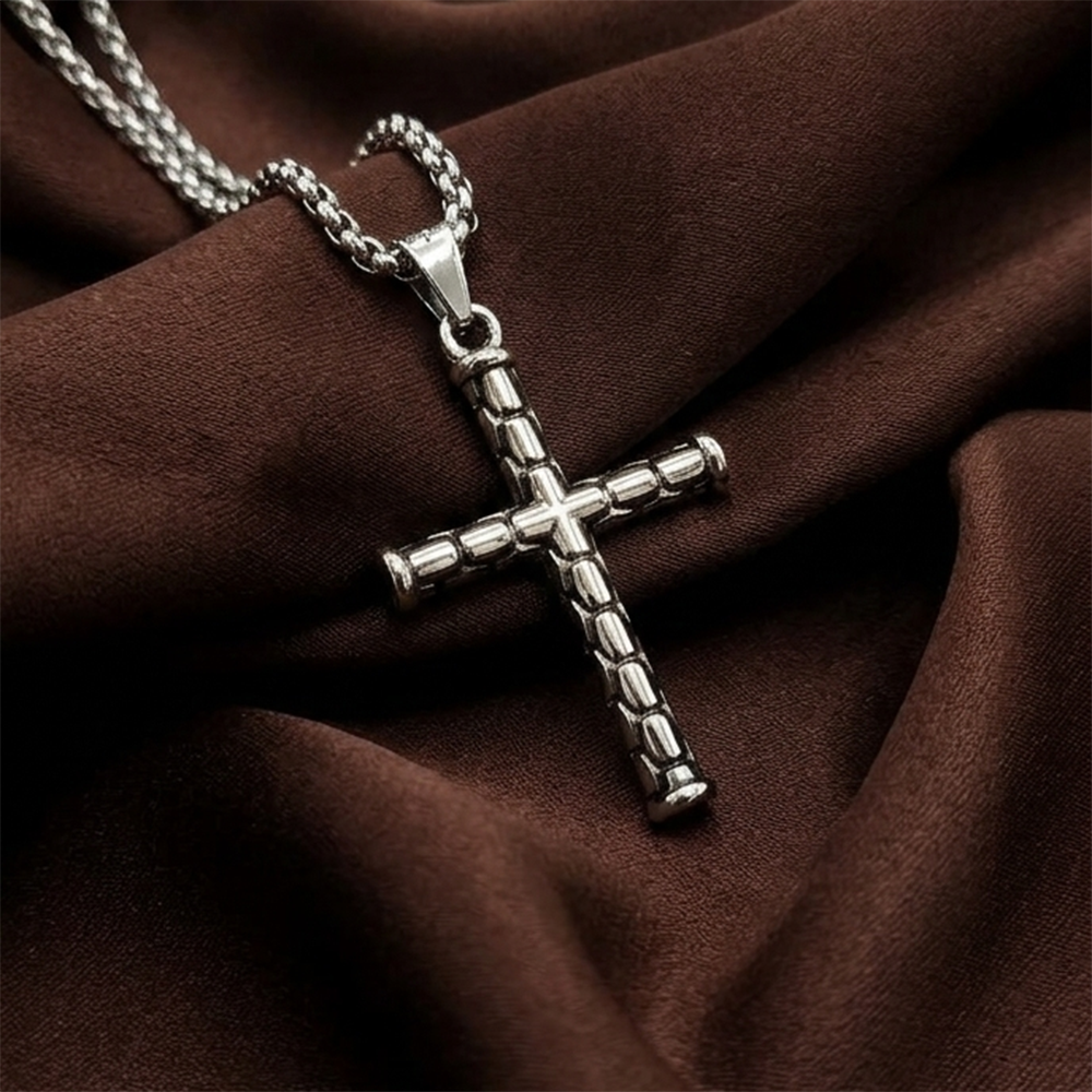 Urthn Cross Pendant With Chain(Pack of 6)