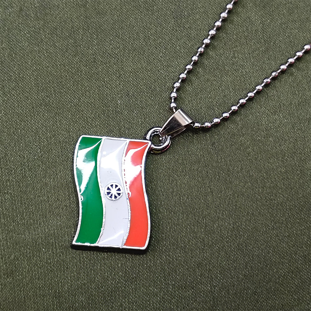 Urthn India Flag Chain Pendant For Men