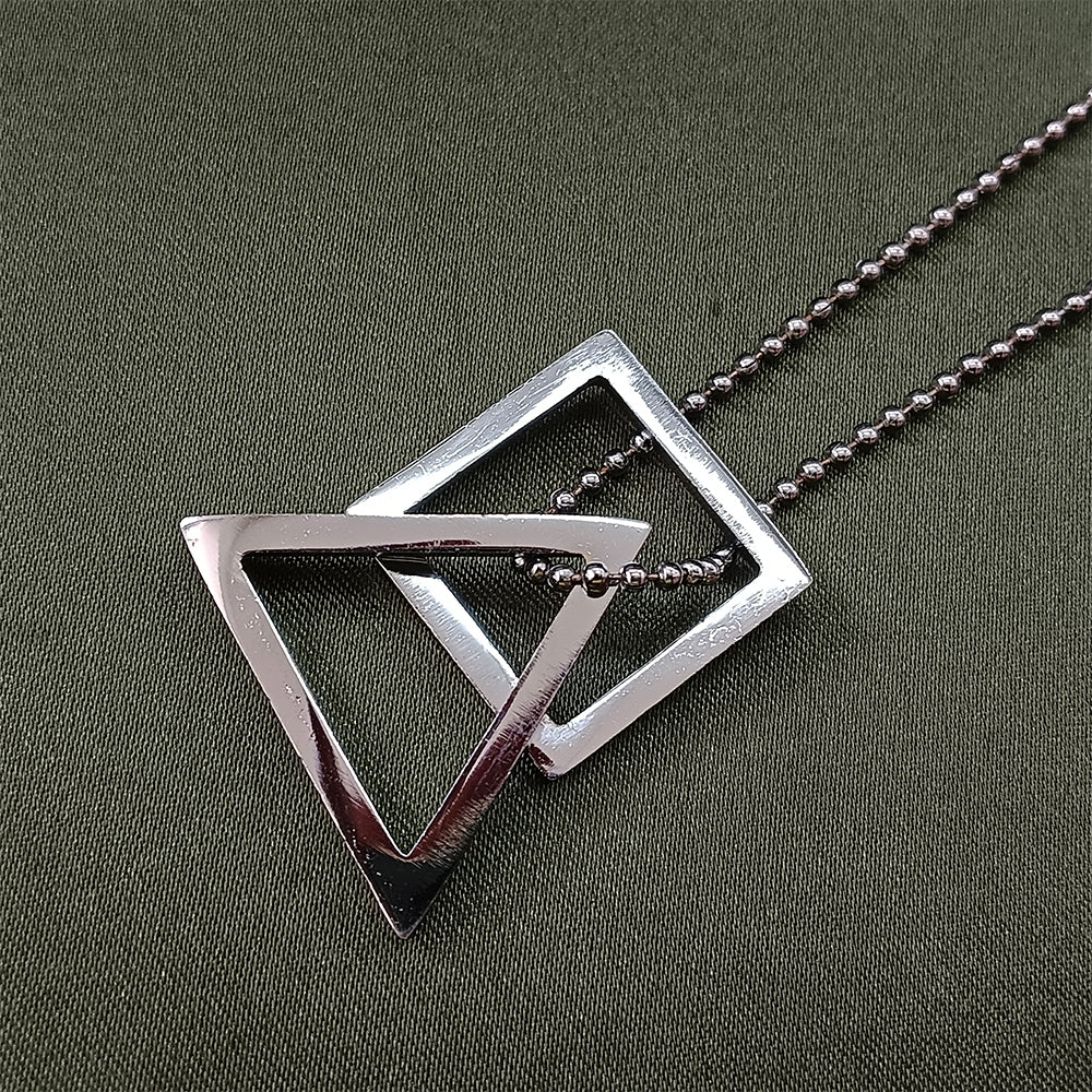 Urthn Square And Triangle Chain Pendant For Men