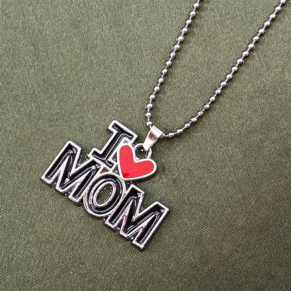 Urthn " I Love Mom " Chain Pendant