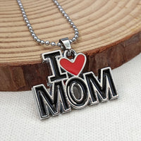 JewelMaze " I Love Mom " Chain Pendant