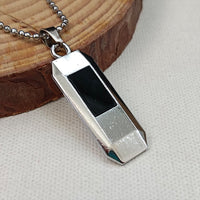 Urthn Black Enamel Chain Pendant For Men