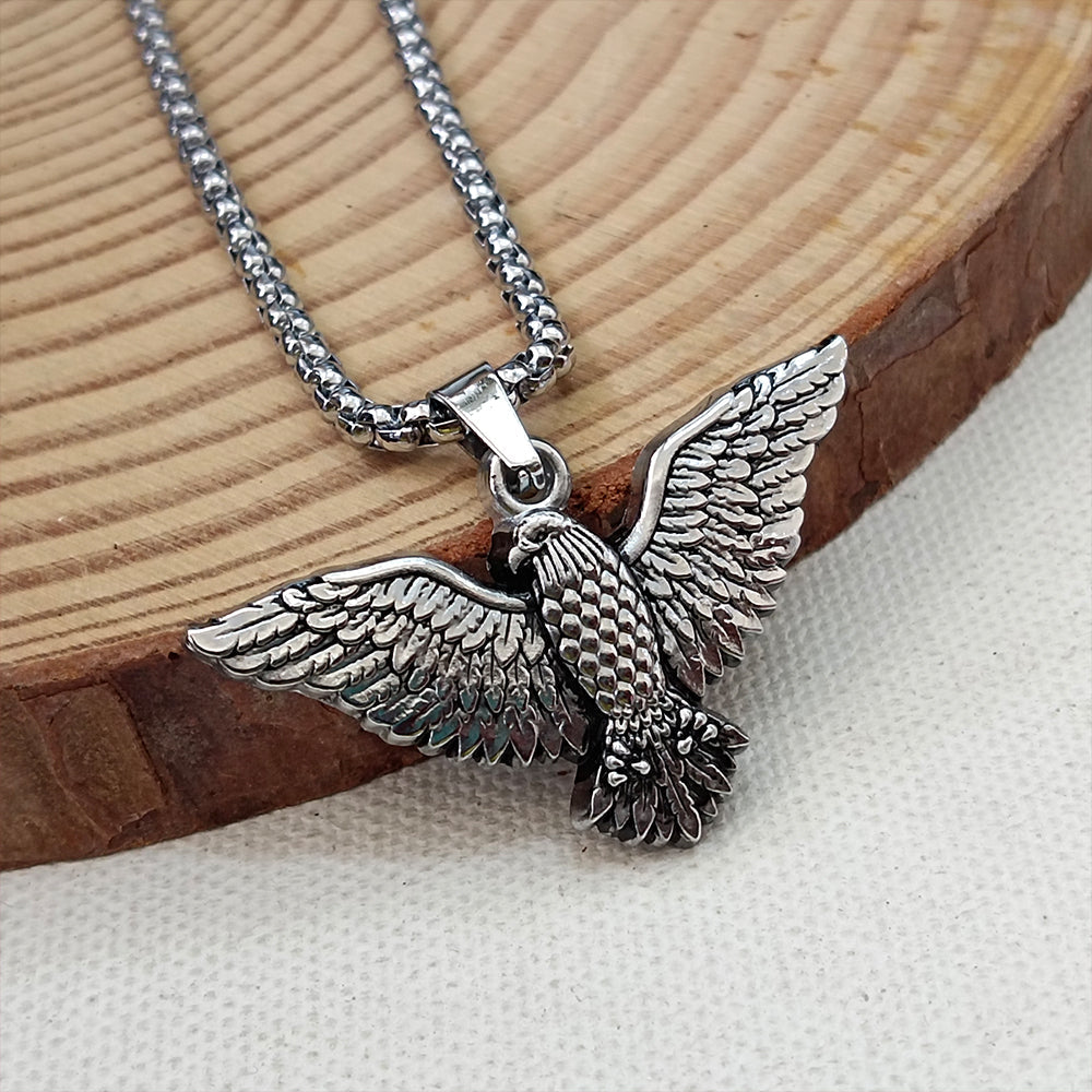 Urthn Winged Eagle Chain Pendant For Men and Women