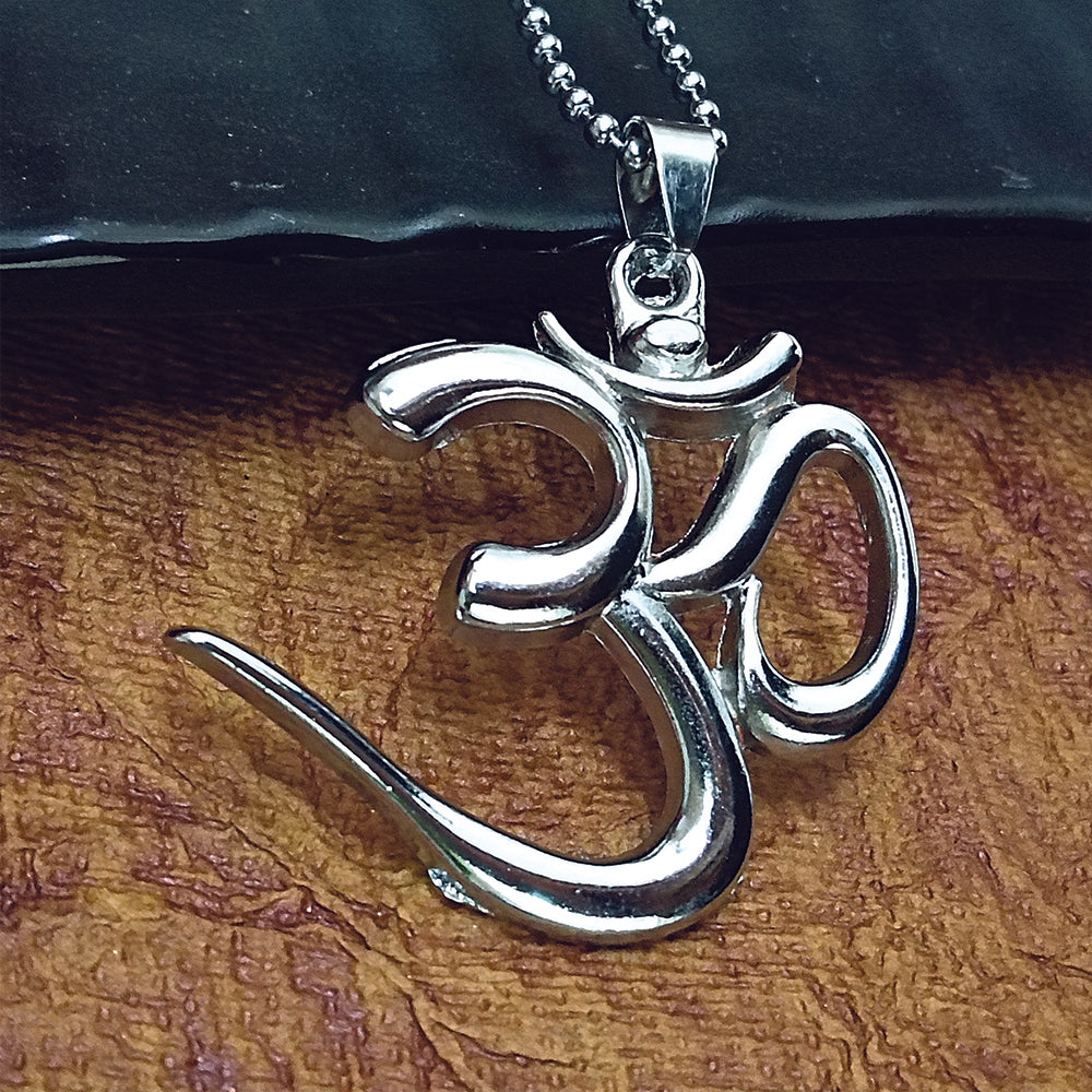 Urthn Spiritual Om Symbol Pendant Chain for Men (Pack Of 6)