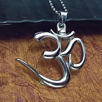 Urthn Spiritual Om Symbol Pendant Chain for Men (Pack Of 6)