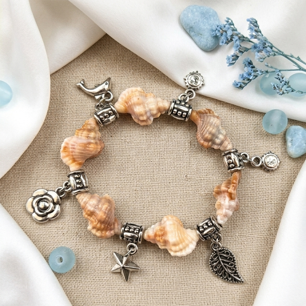 Urthn Minimalist Shell and Charms Stretch Bracelet for Women(Pack of 6)
