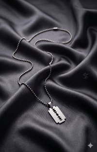 Urthn Blade Chain Pendant for Men 