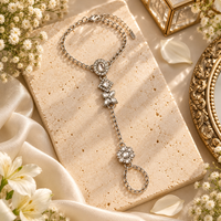 Urthn Bohemian Style Chin Anklet with Connected Toe Ring for Women Trendy Foot Jewellery