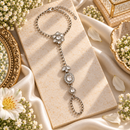Urthn Bohemian Style Chin Anklet with Connected Toe Ring for Women Trendy Foot Jewellery