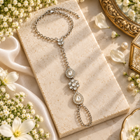 Urthn Bohemian Style Chin Anklet with Connected Toe Ring for Women Trendy Foot Jewellery