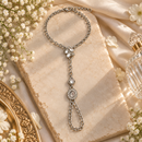 Urthn Bohemian Style Chin Anklet with Connected Toe Ring for Women Trendy Foot Jewellery