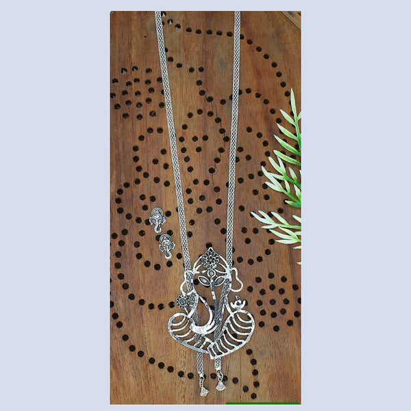 Mahavir Oxidised Plated Chain Pendant Set