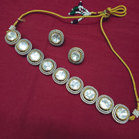 Arham Radiant Royal Shiny Polki Kundan Necklace Set