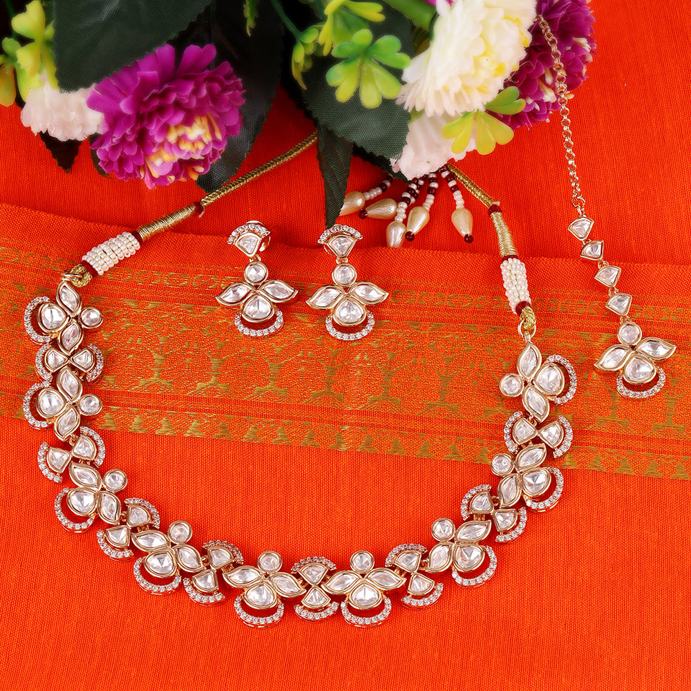 Saloni Fashion Jewellery Elegant Leaf Design Uncut Kundan Stone 18 KT Gold Plated Brass Choker Necklace Set with Maang Tikka For Women and Girls