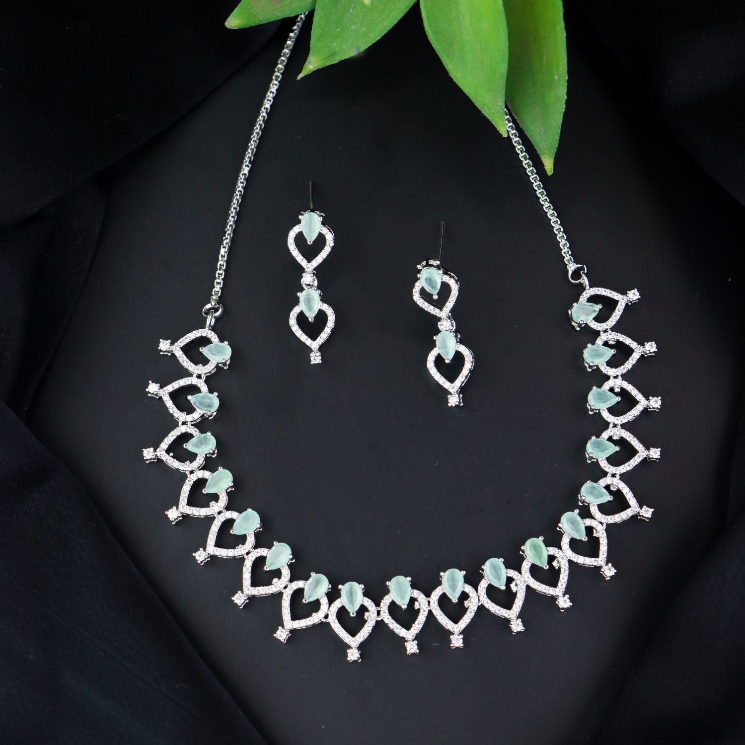 Etnico Stylish Silver Plated Cubic Zirconia American Diamond Special Necklace With Earrings Set for Women