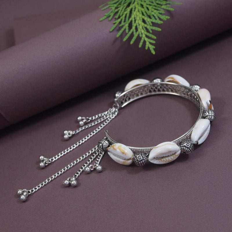 Etnico Silver Oxidised Afghani Boho Cowrie Shell Adjustable Cuff Kada Bracelet For Women