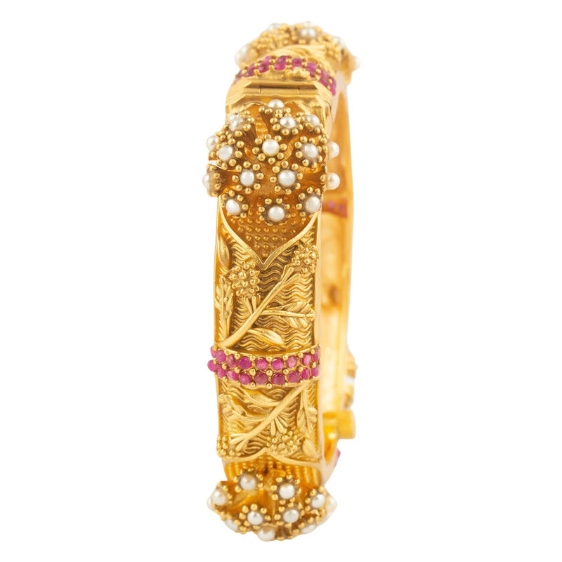 Raddhi Jewels Designer Premium Quality Rajwadi Gold Plated Brass Openable Kada/Bangles Set