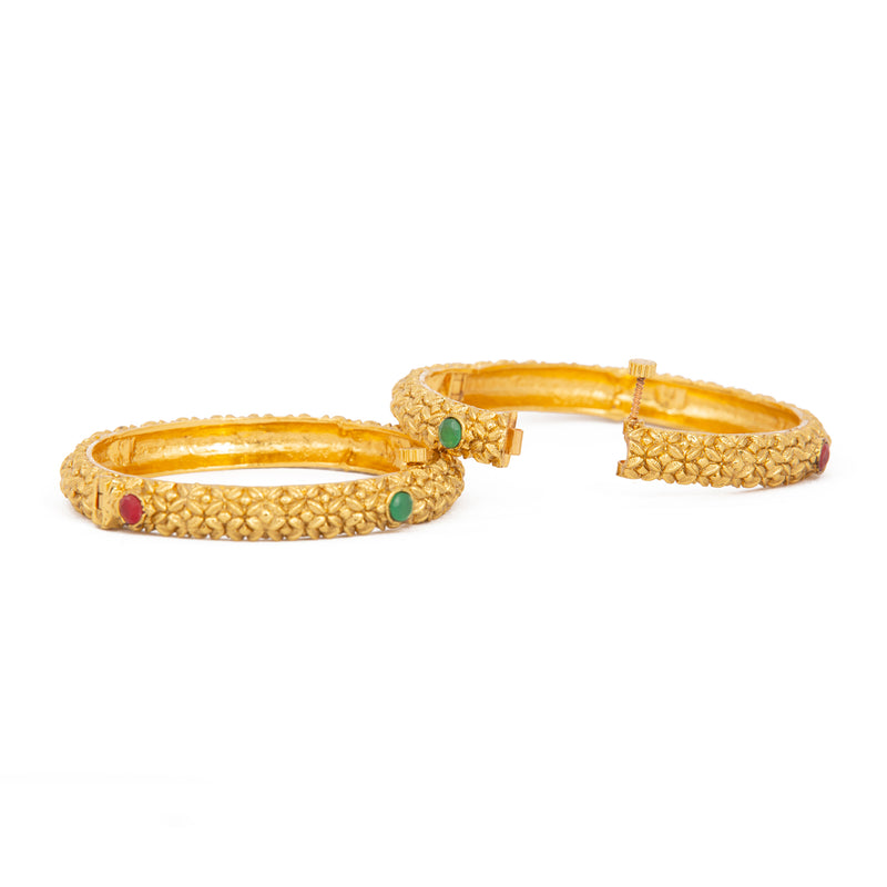 Raddhi Jewels Designer Premium Quality Rajwadi Gold Plated Brass Openable Kada/Bangles Set