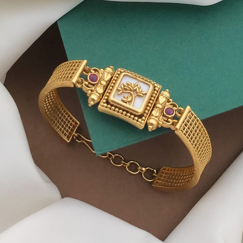 AV Universal Gold Fancy Bracelet For Women & Girl