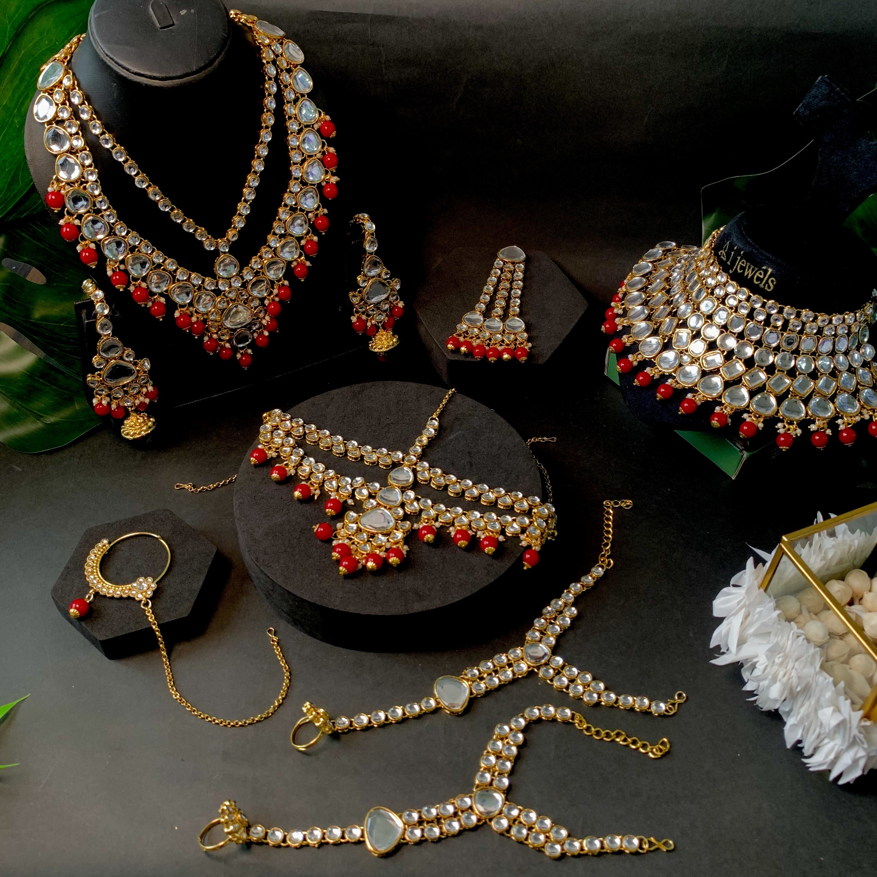 Etnico Wedding Collection Traditional Ethnic Gold Plated Pearl & Kundan Stone Work Bridal Jewellery Set For Women