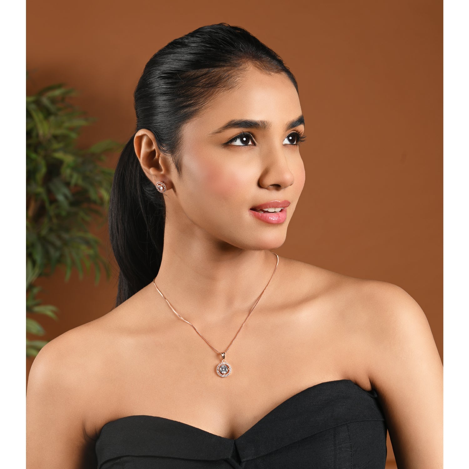 Etnico Rose Gold Plated CZ American Diamond Chain Pendent Set for Women